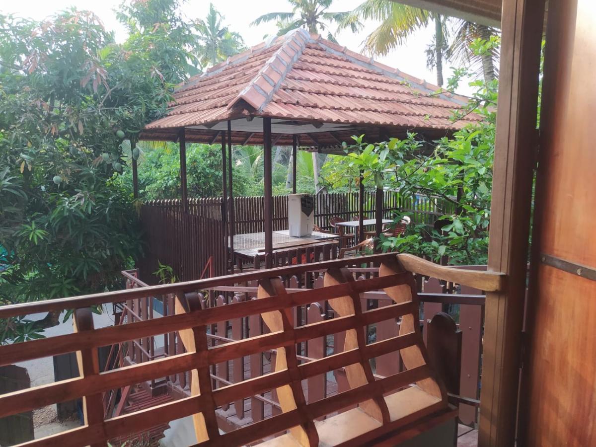 Mundromocktail Tourist Home Sasthamcotta المظهر الخارجي الصورة