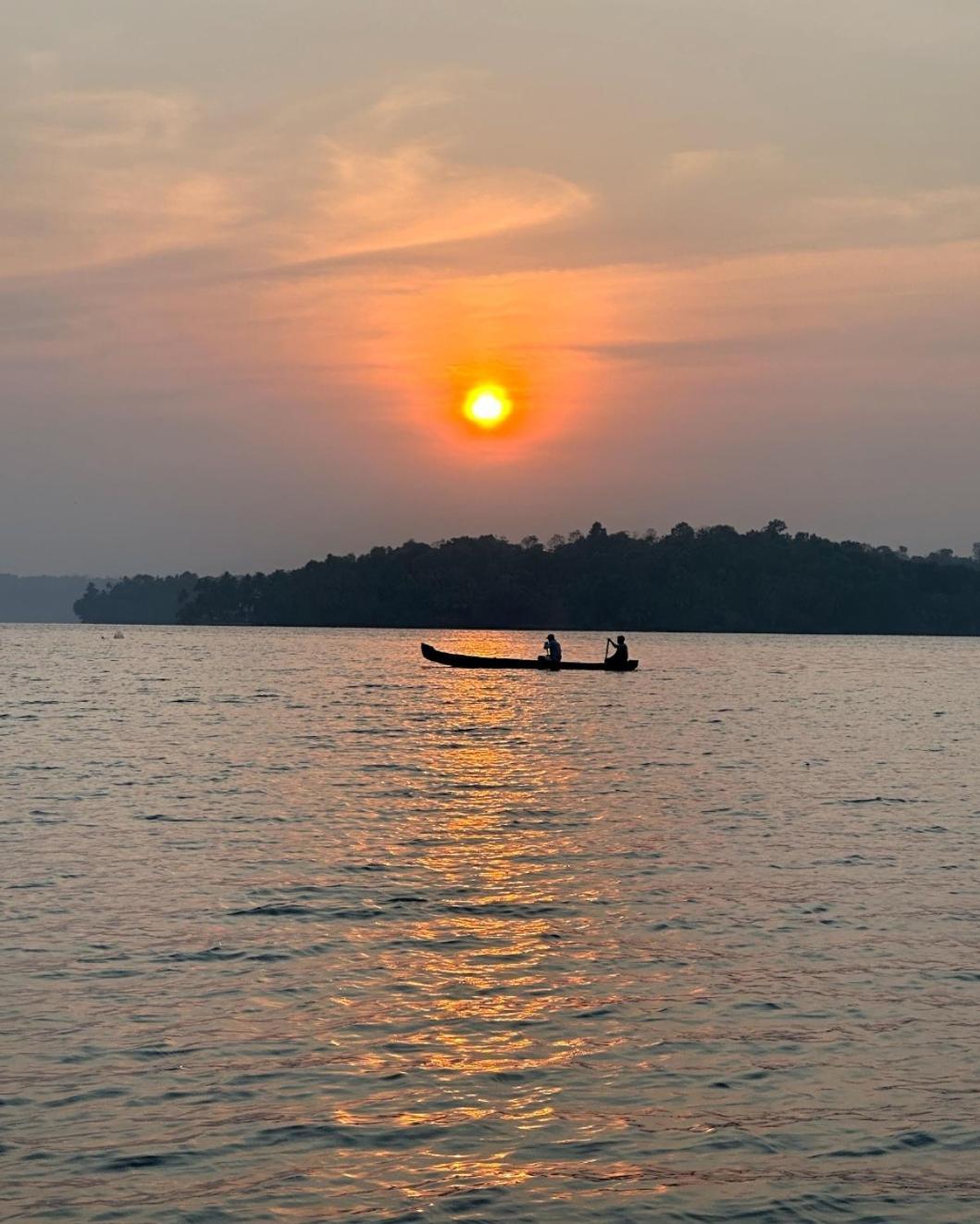 Mundromocktail Tourist Home Sasthamcotta المظهر الخارجي الصورة